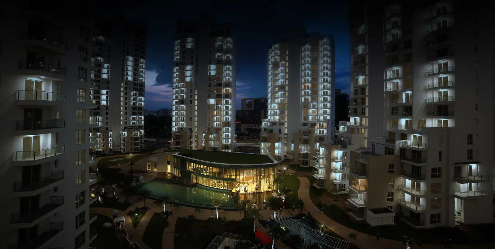Discover Luxury Apartments in India gallery